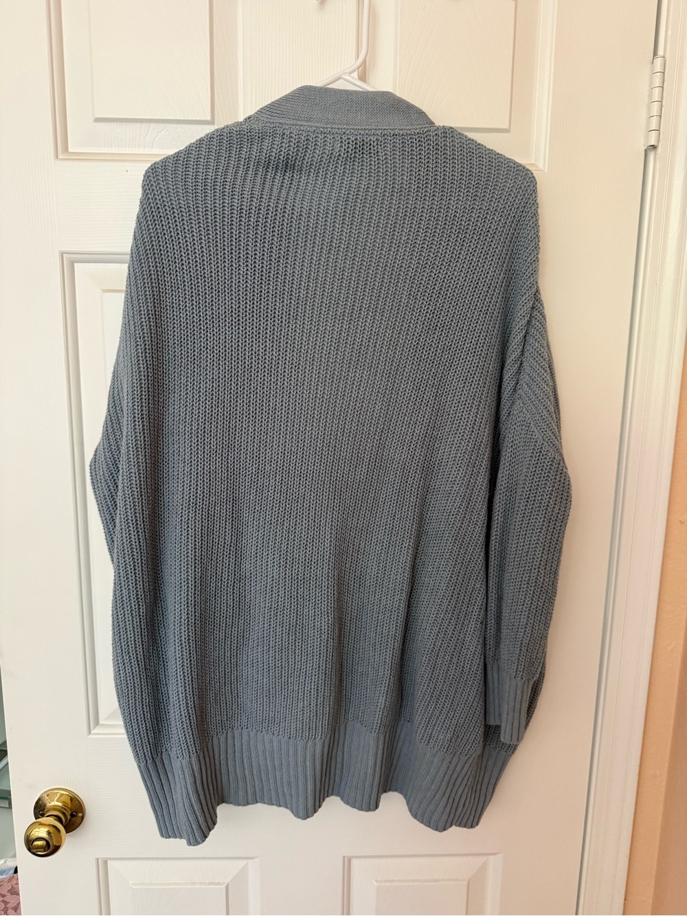 BDG Light Gray Open Cardigan with Front Pockets - Picture 3 of 3